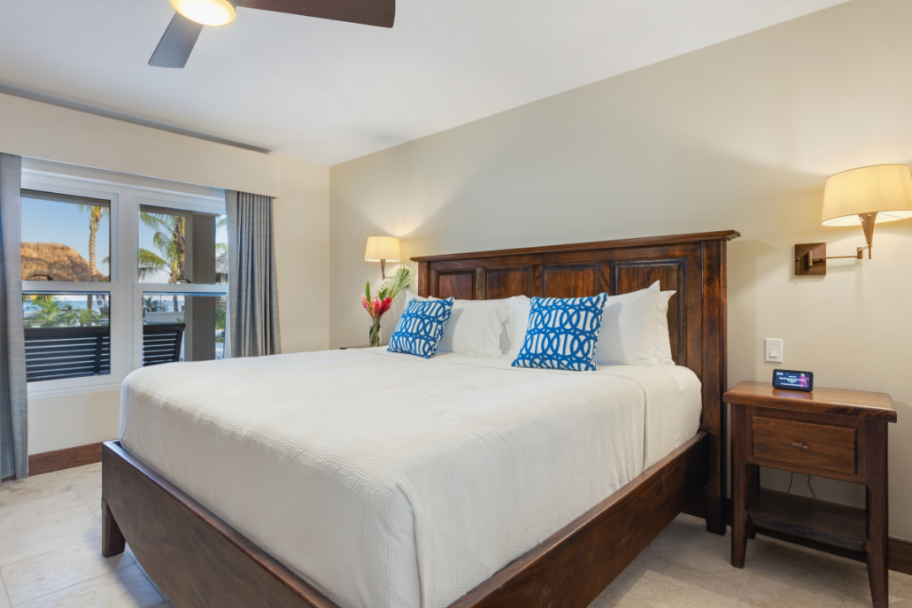 Crab-Bungalow-Sirenian-Bay-Bedroom-Luxury-Vacation-Rental-Belize-1030×687